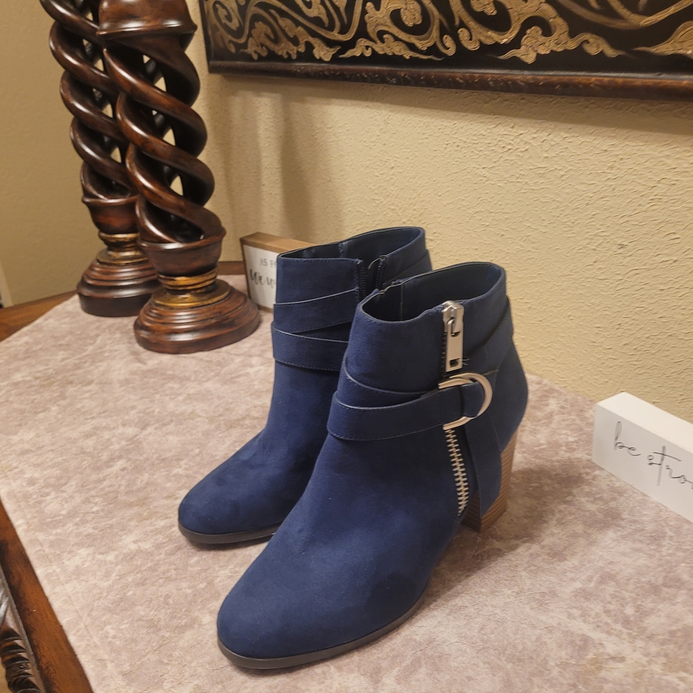 Apt. 9 Advisor Navy Blue Ankle Booties